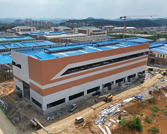 天鸿钢构参与贵安新区高端装备制造产业园标准厂房建设工程